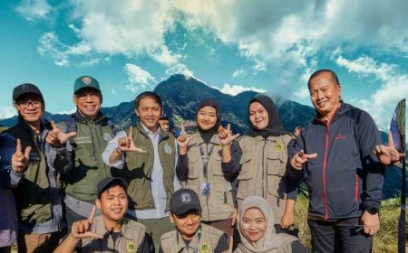 Rinjani Cantik Tapi Penuh Sampah? Menteri Kehutanan Terjun Langsung Terapkan Aturan Baru
