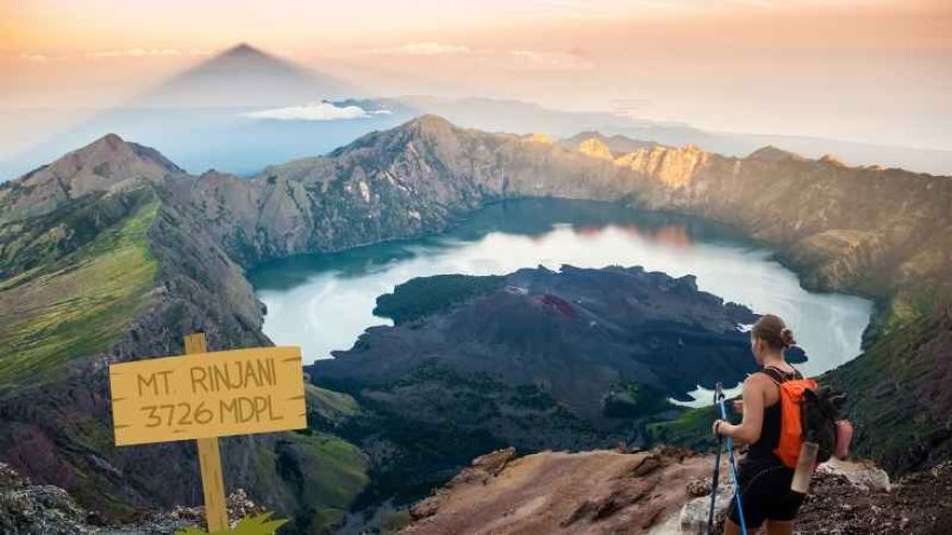 Anak Muda Lombok Mulai Hobi Naik Gunung? Ini Alasannya!