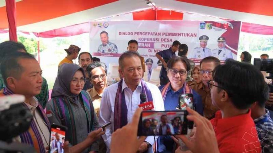 Wamenkop Tinjau Koperasi Merah Putih di Lombok Timur, Target 80 Ribu Desa di 2025