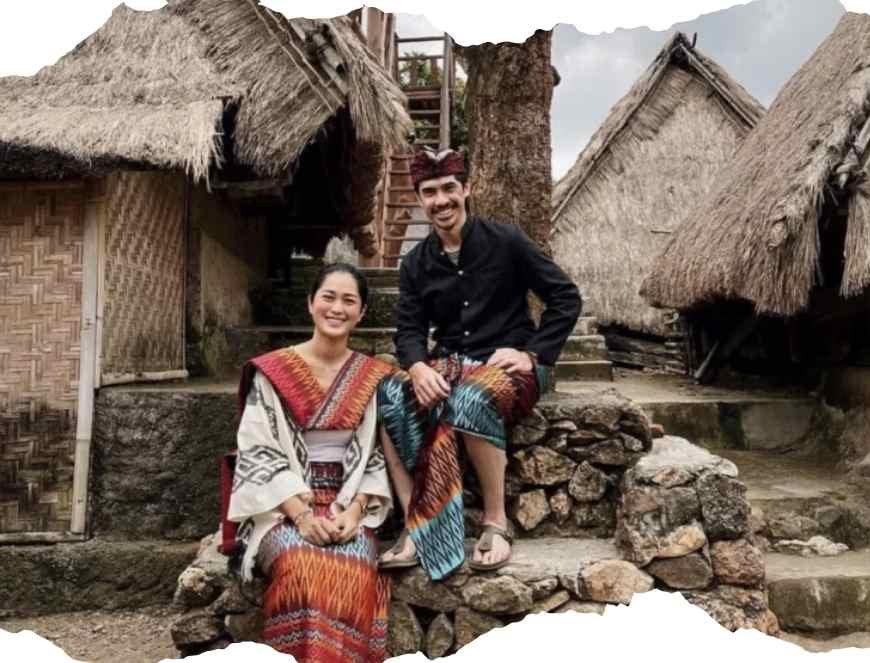 Pohon Cinta: Simbol Romantis dan Ritual Sakral
